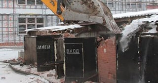 Снос гаража и вывоз мусора в Каменске-Уральском - Быстро и качественно от Сварной-Кмн от 2050 рублей