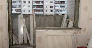 Демонтаж подоконного блока в Каменске-Уральском – услуги по доступным ценам от 1537 рублей